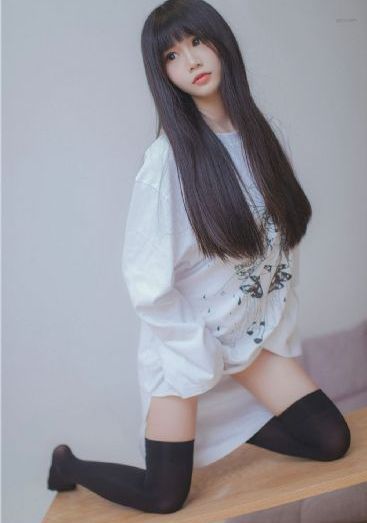 《年轻大学生》HD中字在线_蓝光视频大全